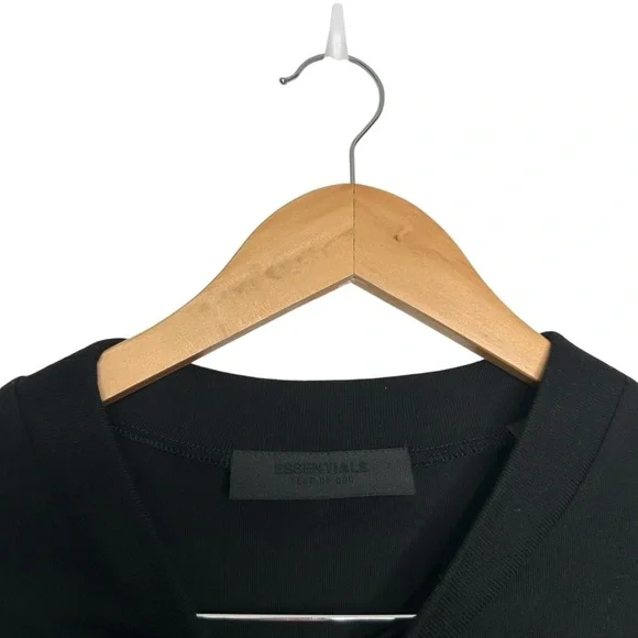 Fear of God Essentials Black Oversize Rubber Logo Patch Short Sleeve T-Shirt - Picture 4 of 13